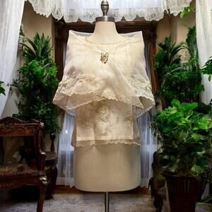 Embroidered Filipiniana Alampay Raised Stitch Three-Flower Shawl Pañuelo